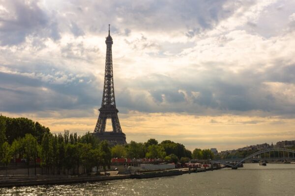 eiffel-tower-paris-france-tower-161853