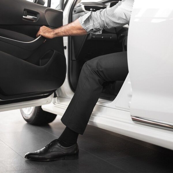 limousine-8293652_1280